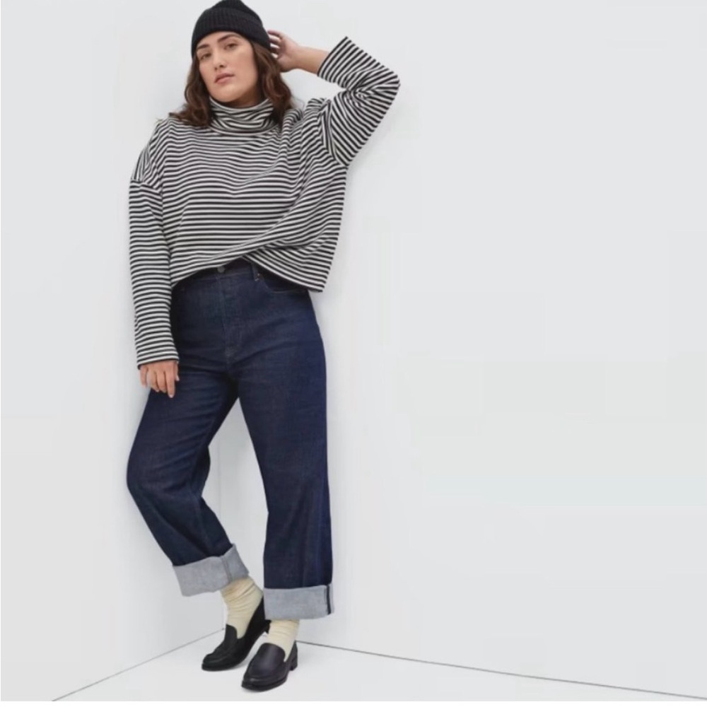 Everlane Organic Cotton Boxy LS Tee/Sweatshirt Mock/turtleneck size Medium